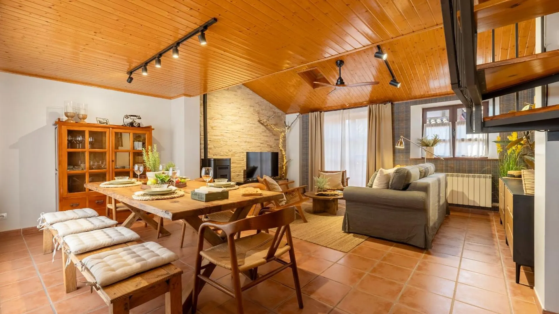 Hauzify I El Refugi De Prades Apartment